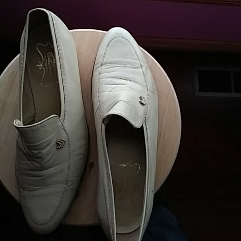 Mens shoes